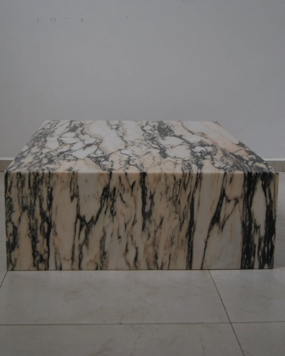 Set of 2 Calacatta Tables