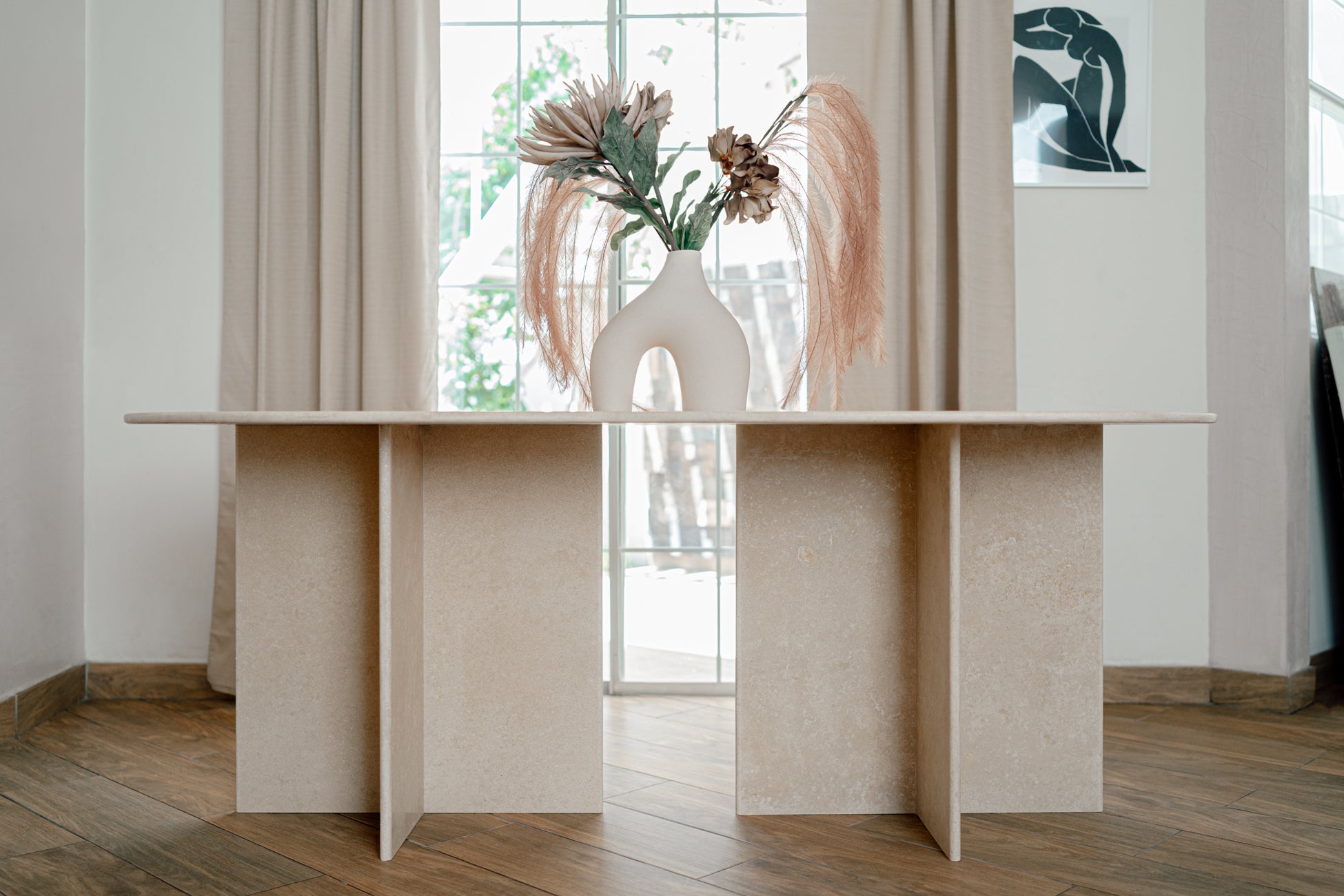 Elipse Dining Table