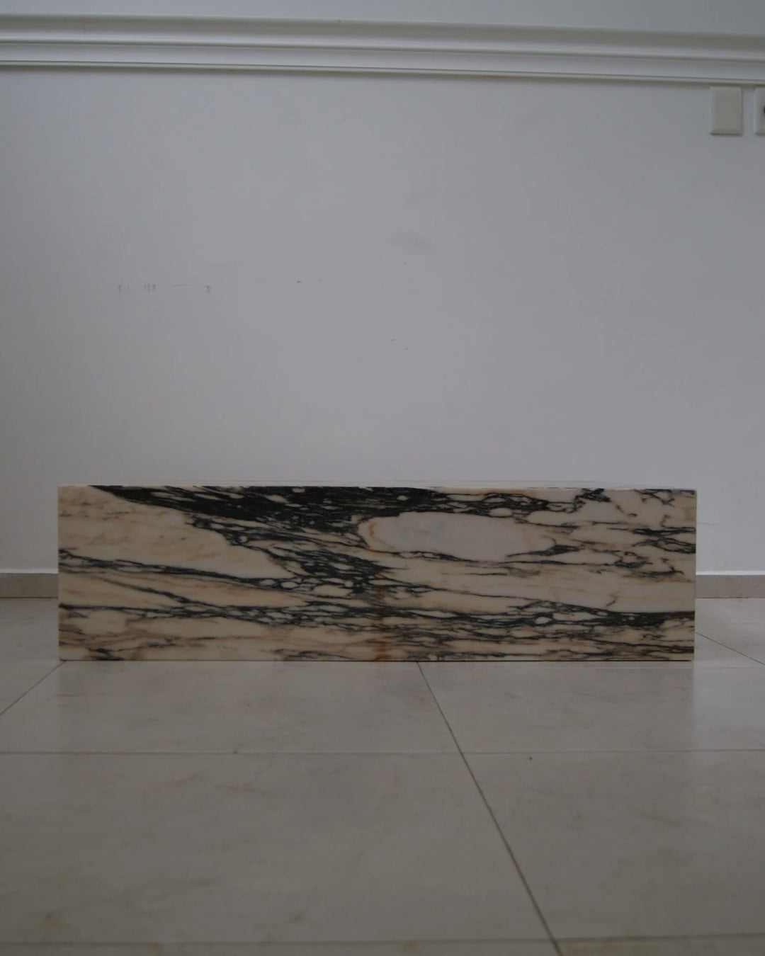 Set of 2 Calacatta Tables