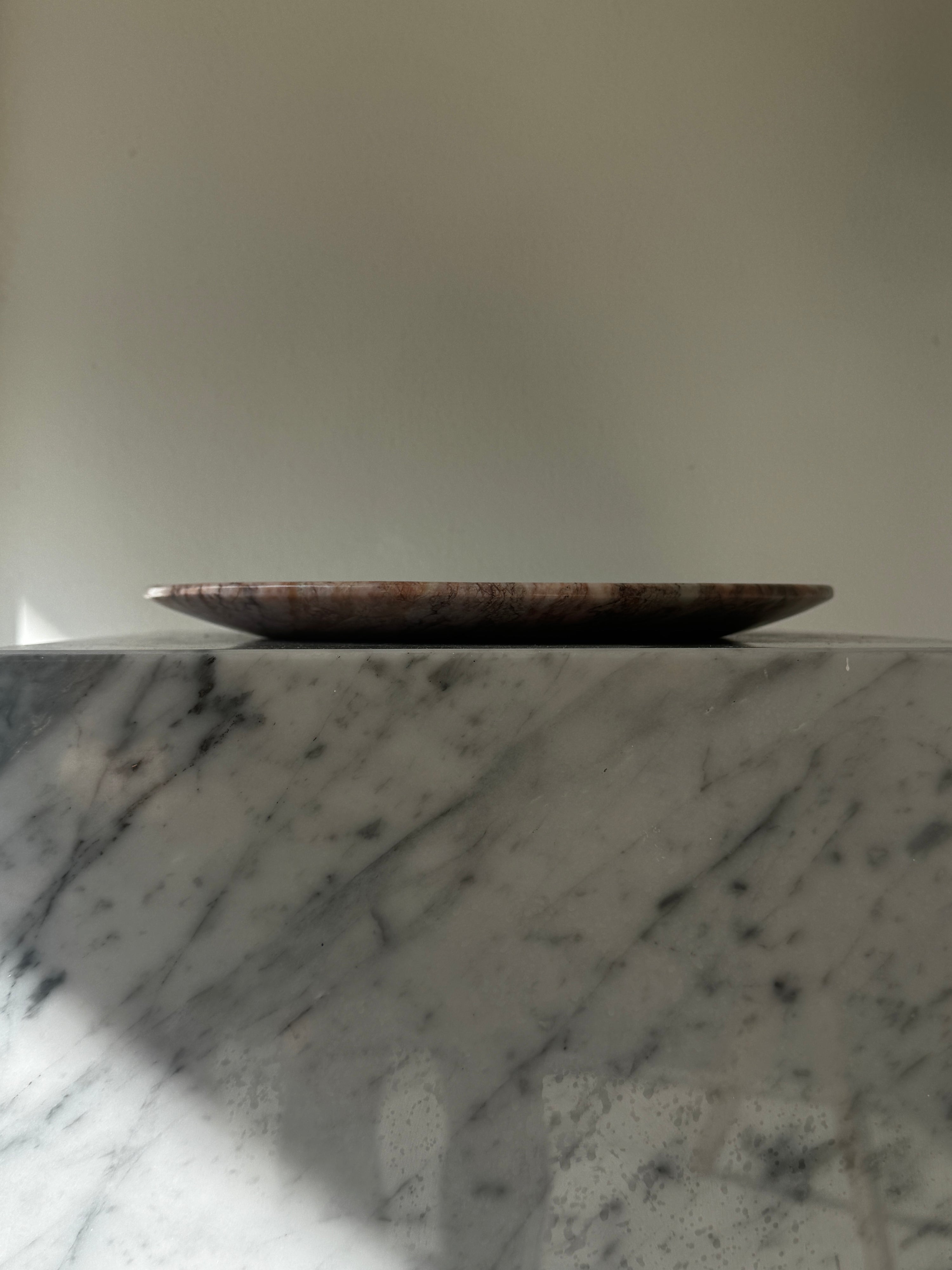 Plates 25cm
