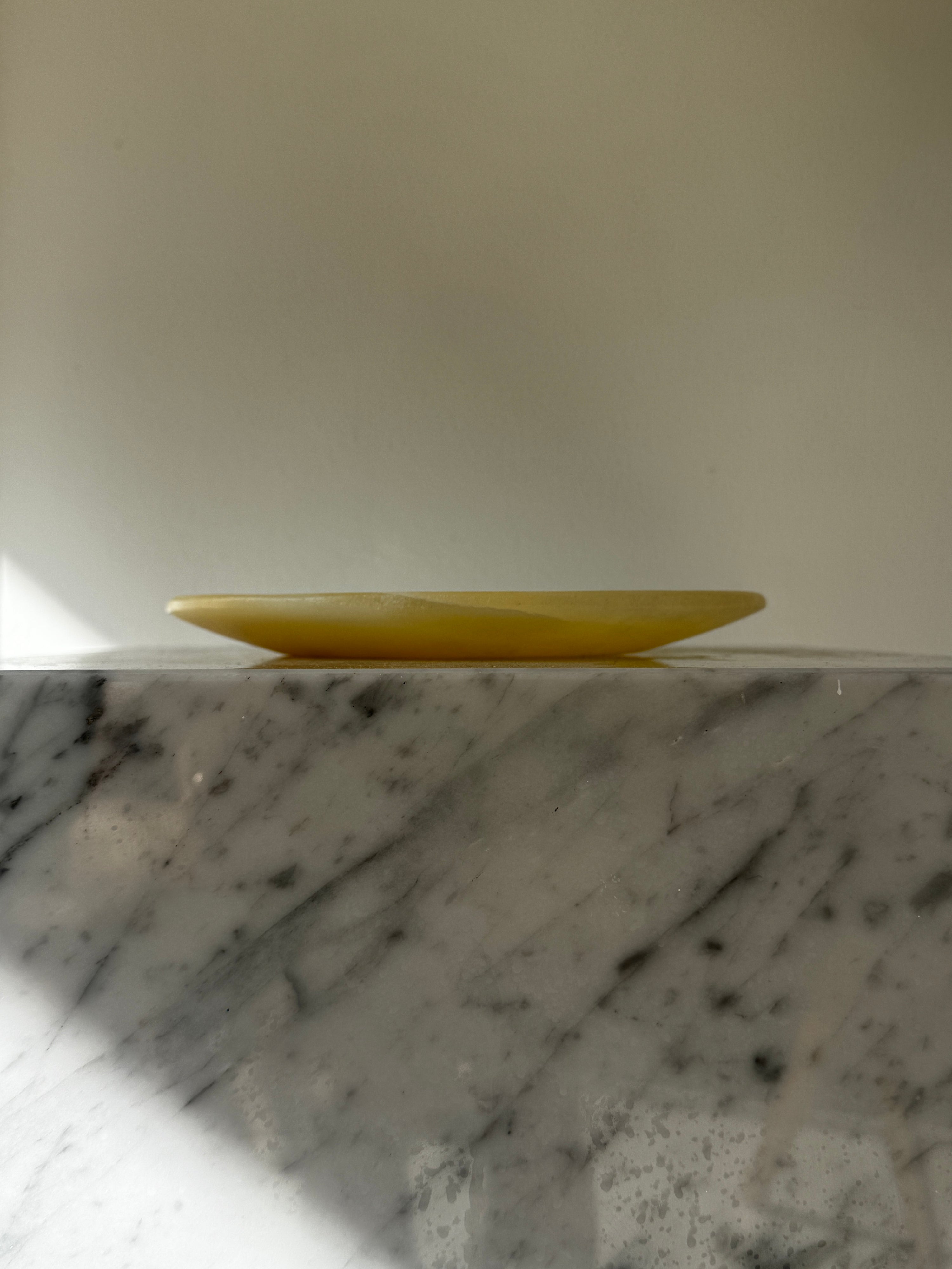 Plates 25cm