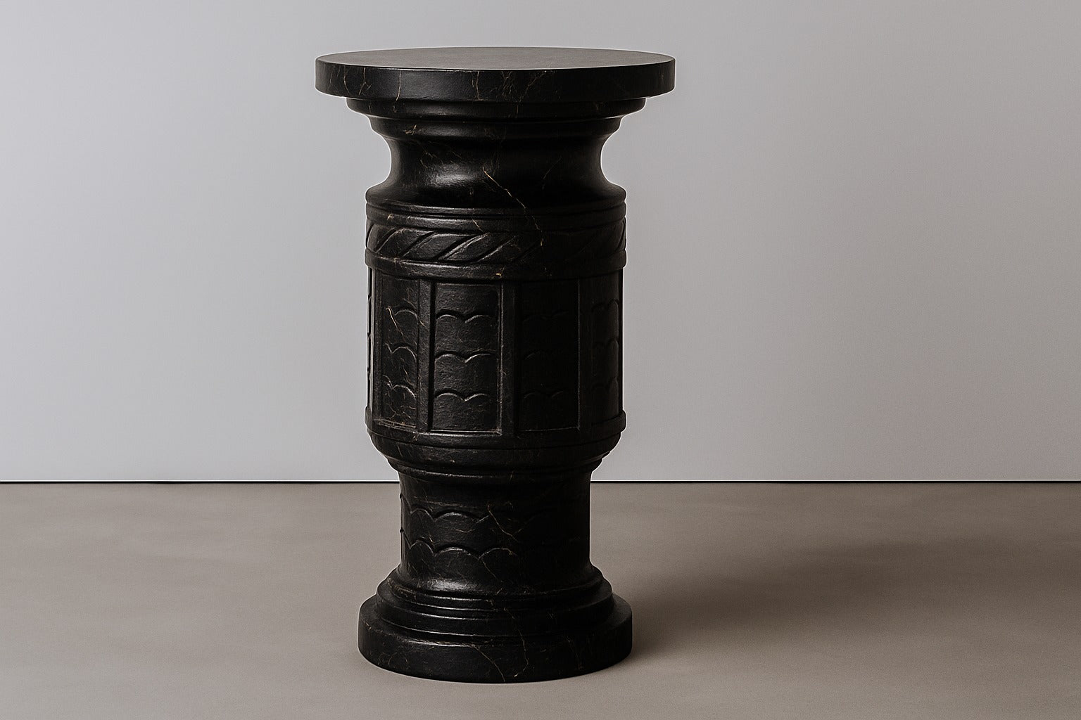 Classic Pedestal Negro Marquina