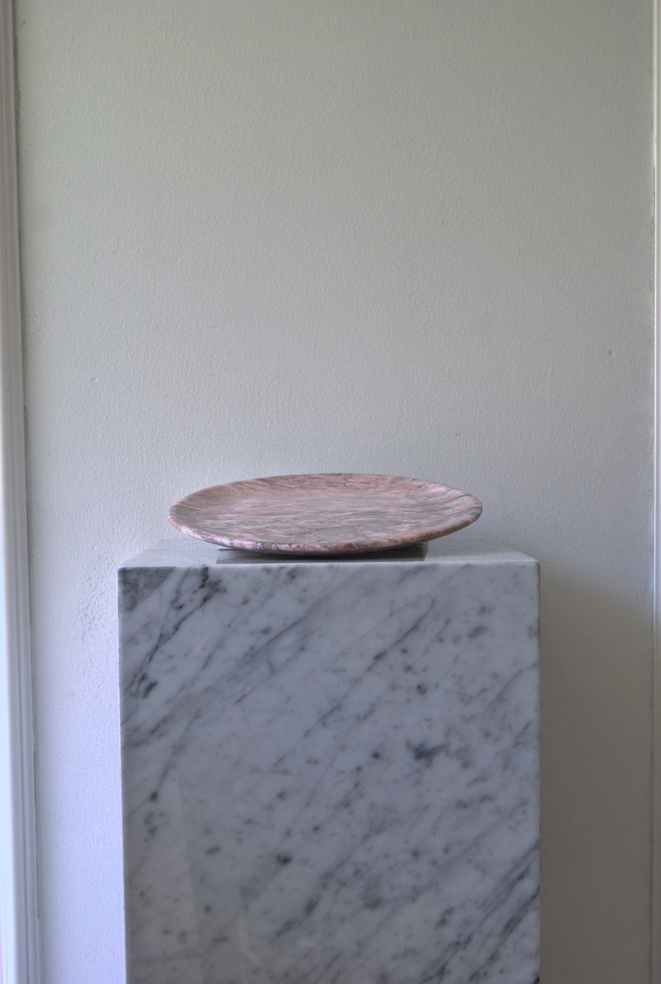Plates 25cm