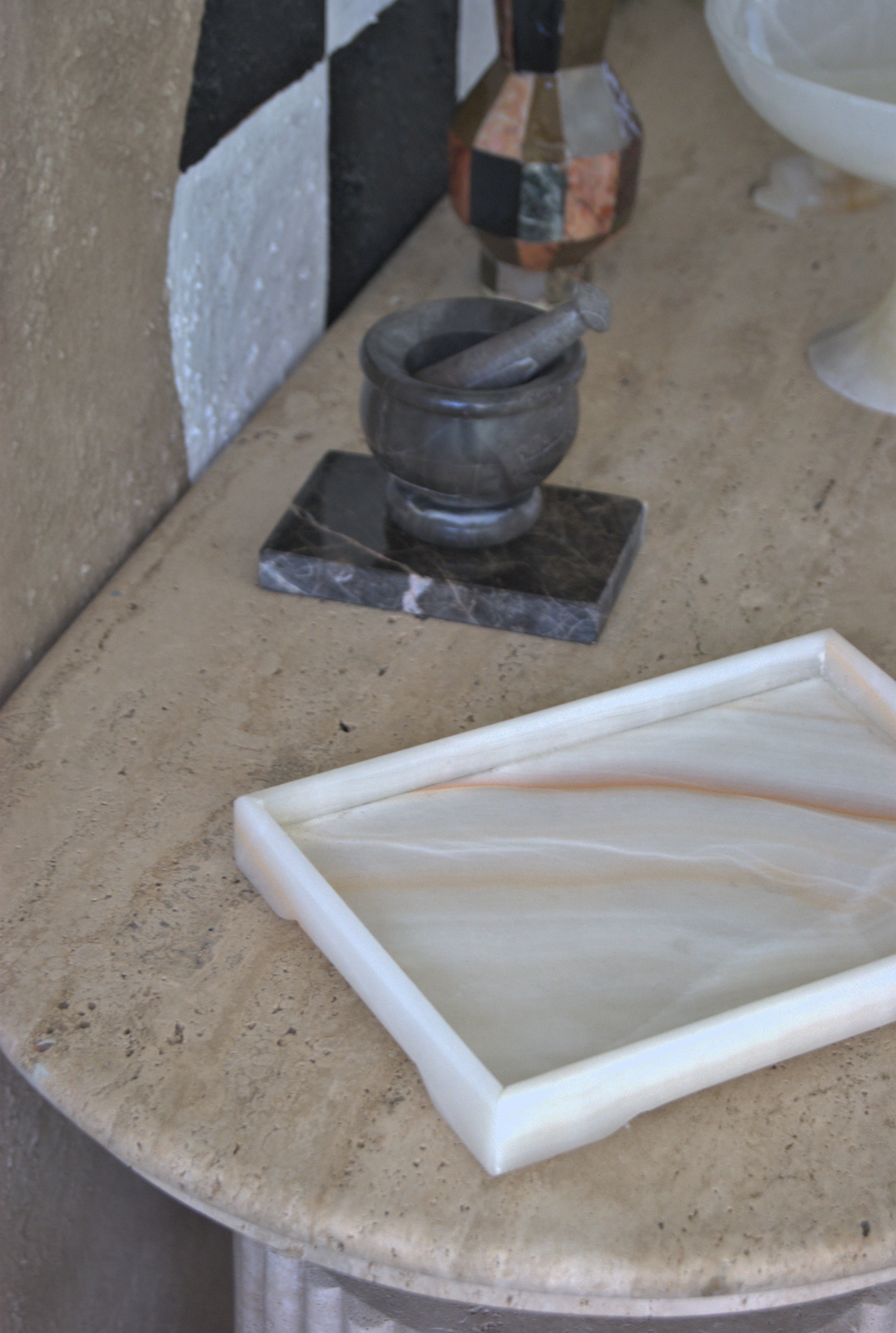 Onyx Tray