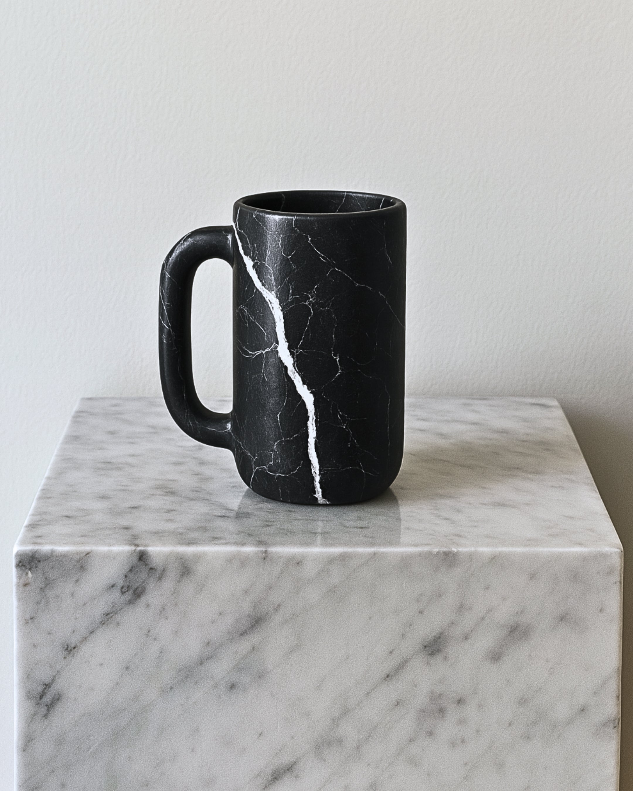 Taza de mármol blanco